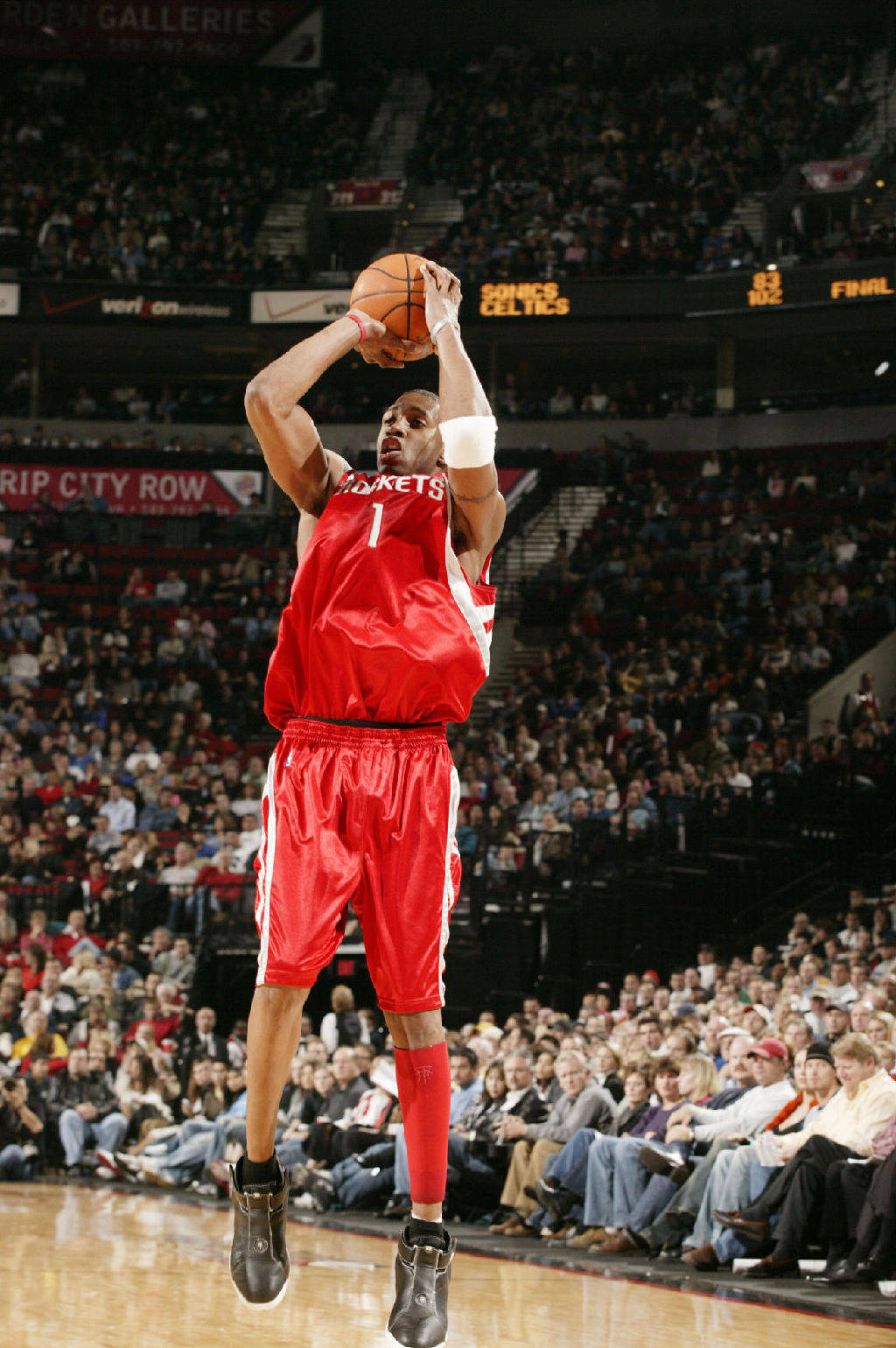 伊尔迪兹：对阵保加利亚我本应该能进2球，很抱歉没能打进（伊尔迪兹：对阵保加利亚本应梅开二度，抱歉未能破门）