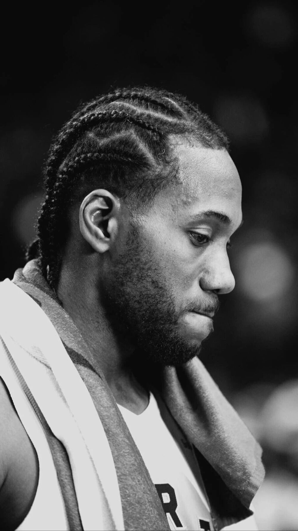 拉菲尼亚否认转会沙特传闻：不知道假新闻哪来的，真是无语（拉菲尼亚驳斥赴沙特传言：不知假消息从何而来，令人无语）