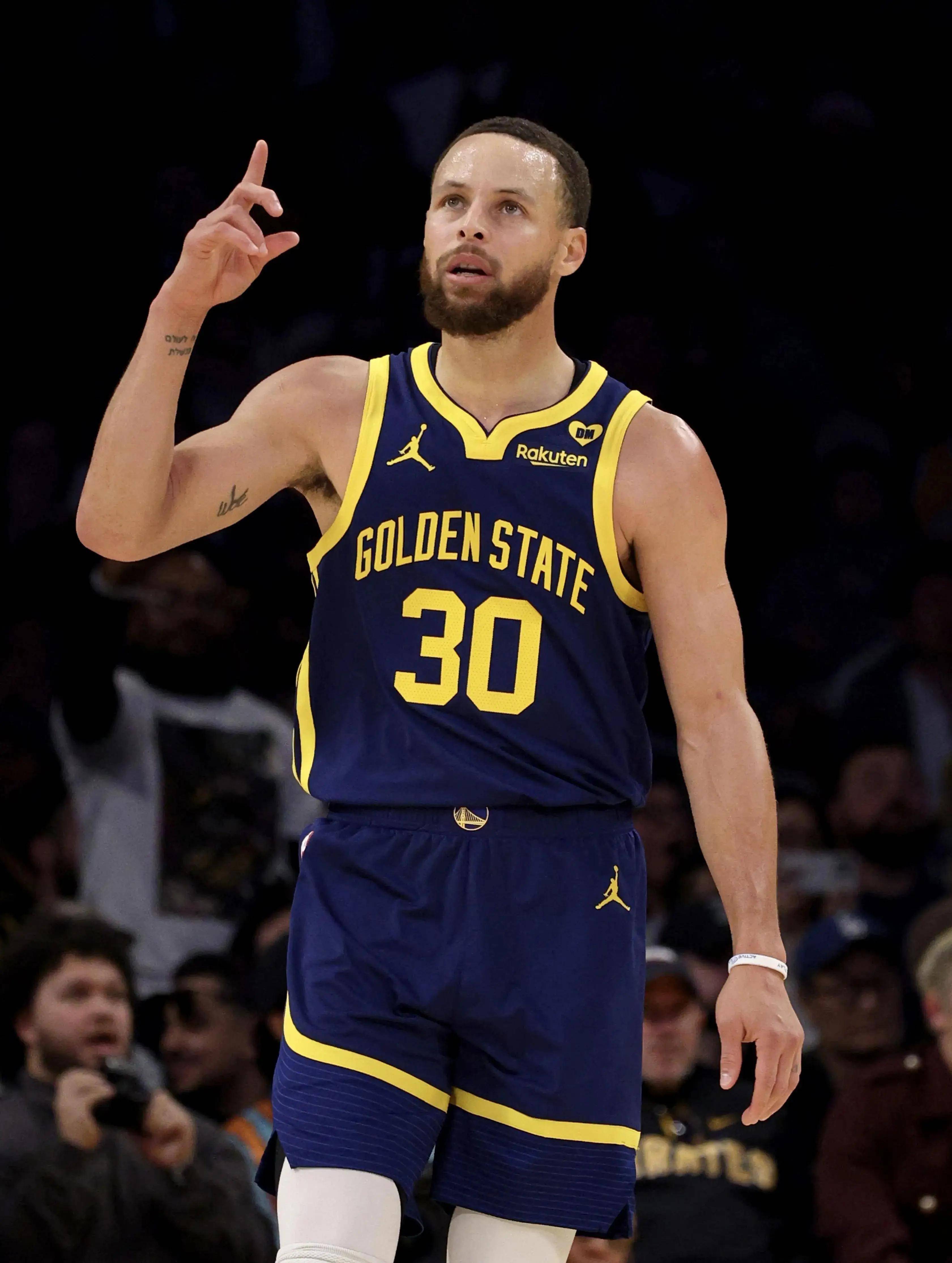 世界杯B组抽签出炉：意大利出线将和加拿大、卡塔尔、瑞士同组（世界杯B组签位揭晓：意大利若出线将与加拿大、卡塔尔、瑞士同组）